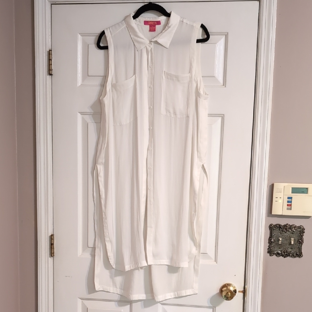 Catherines White Sleeveless Button-Down Shirt